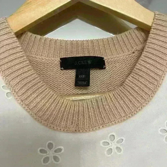 J.Crew Embroidered Front Shirt Sleeve Sweater Top - Picture 3 of 13